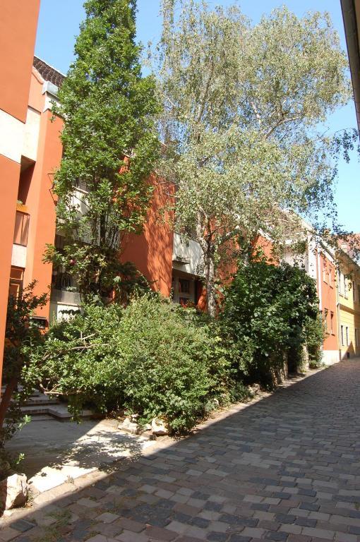 Buda Castle Apartments Budapest Exterior photo